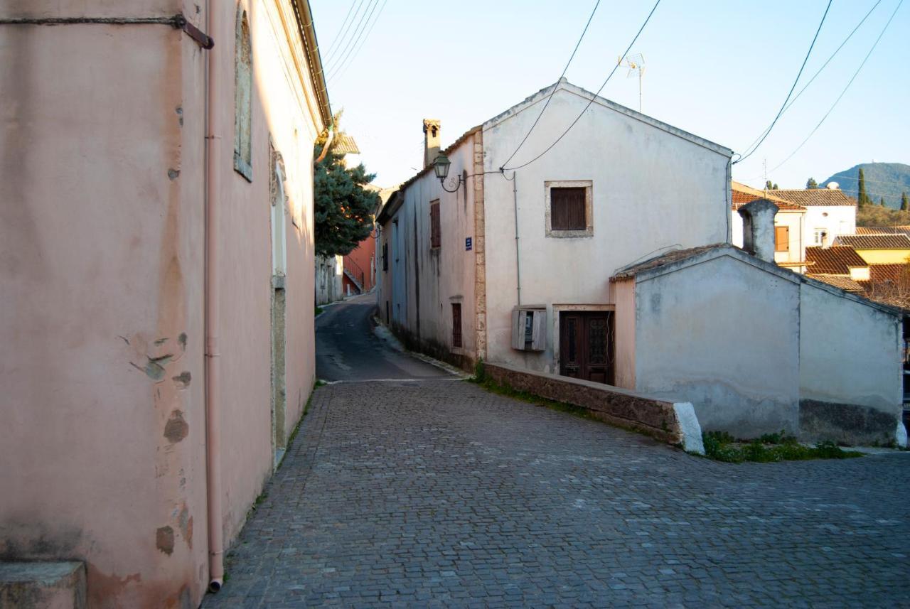 Yangos Traditional Home Kouramades Exterior photo